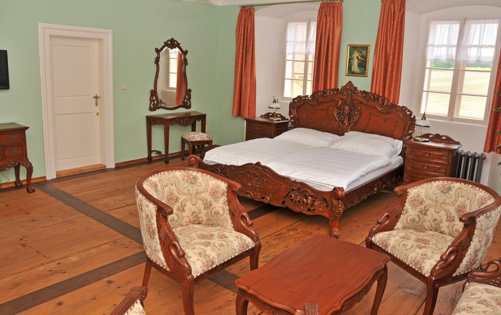 Penzion Na Fare Dubenec Chambre photo