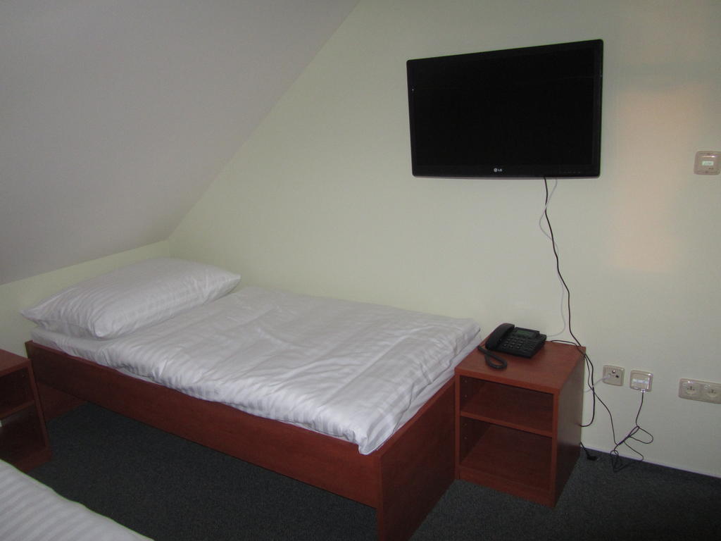 Penzion Na Fare Dubenec Chambre photo