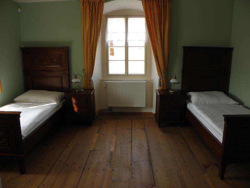 Penzion Na Fare Dubenec Chambre photo