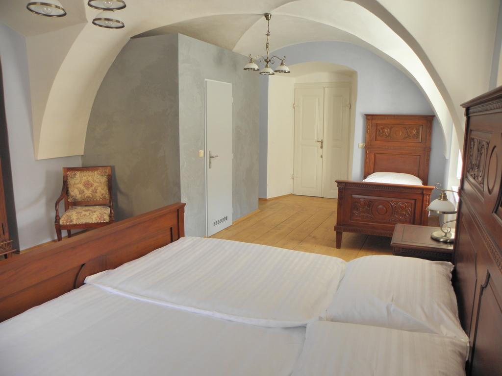 Penzion Na Fare Dubenec Chambre photo