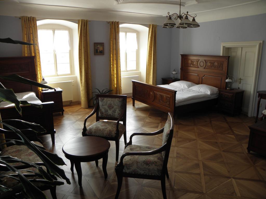 Penzion Na Fare Dubenec Chambre photo